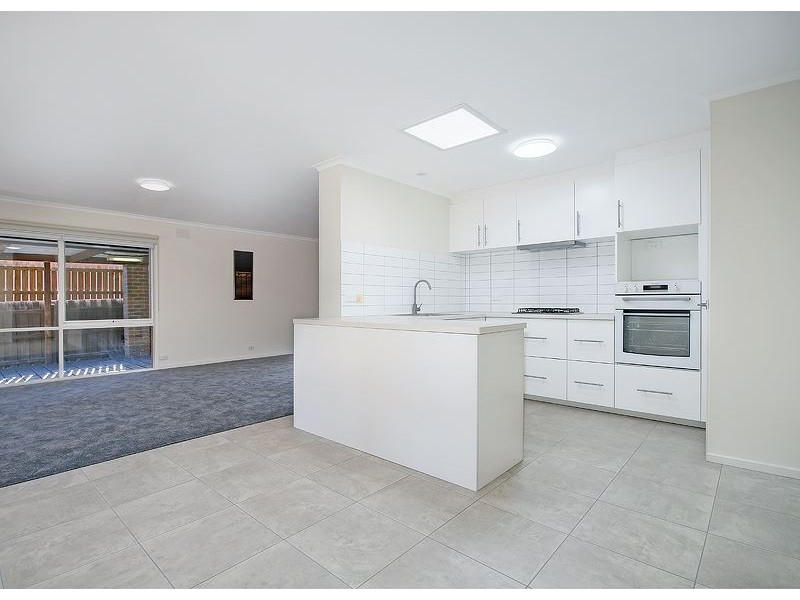 17 Mantung Crescent, Rowville VIC 3178
