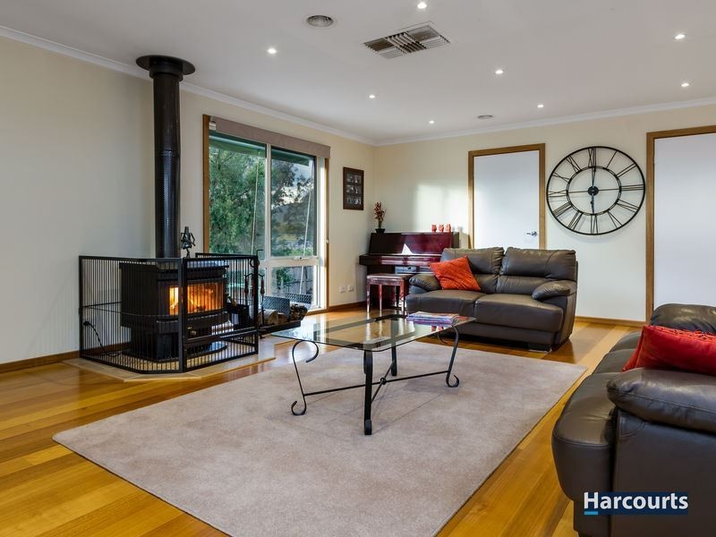 5 Hollyview Court, Rowville VIC 3178