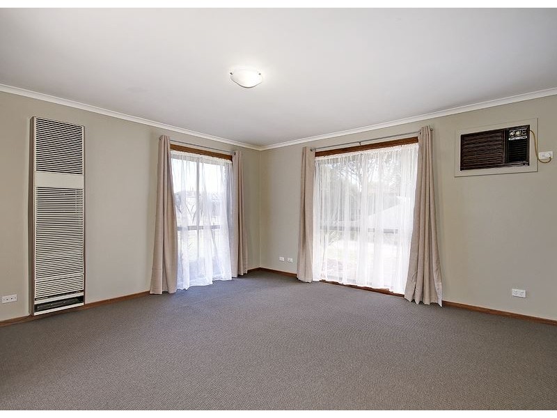 237 Dandelion Drive, Rowville VIC 3178