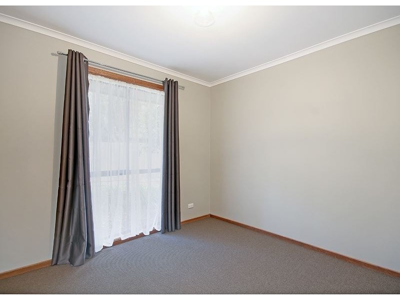 237 Dandelion Drive, Rowville VIC 3178