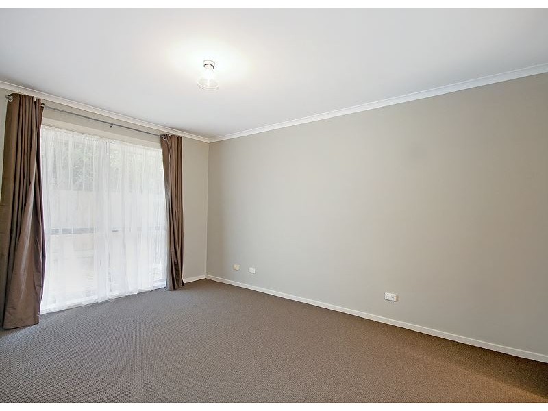 237 Dandelion Drive, Rowville VIC 3178
