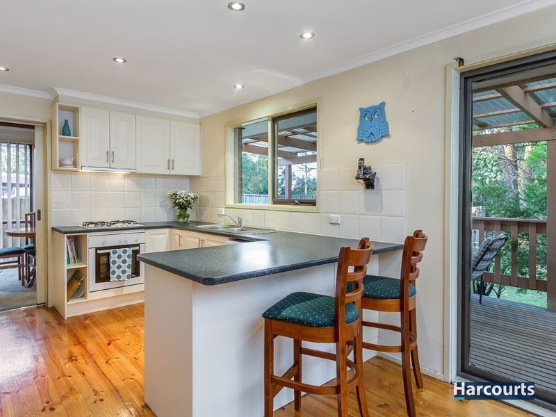 9 Celestial Court, Rowville VIC 3178