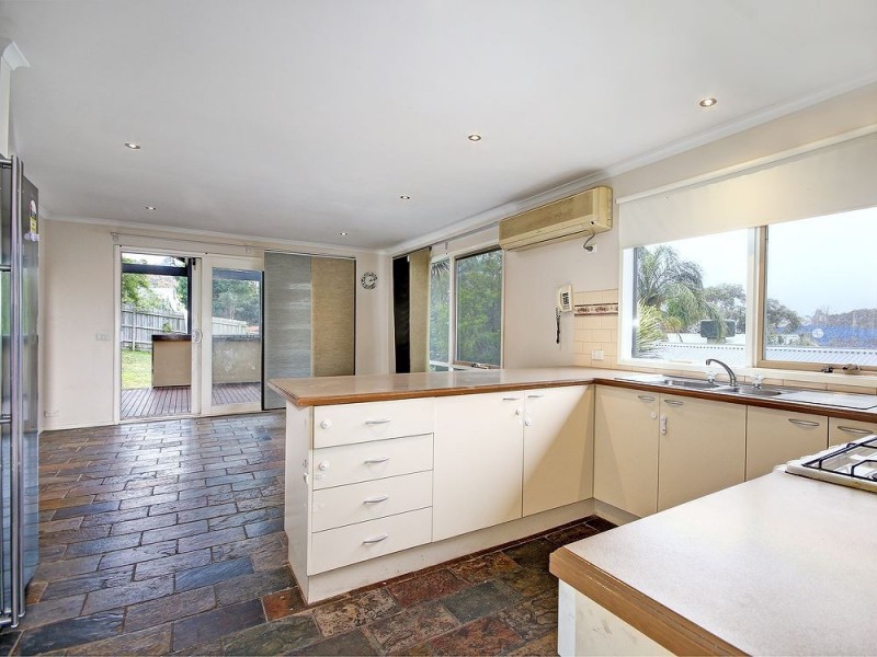 10 Mason  Court, Bayswater North VIC 3153