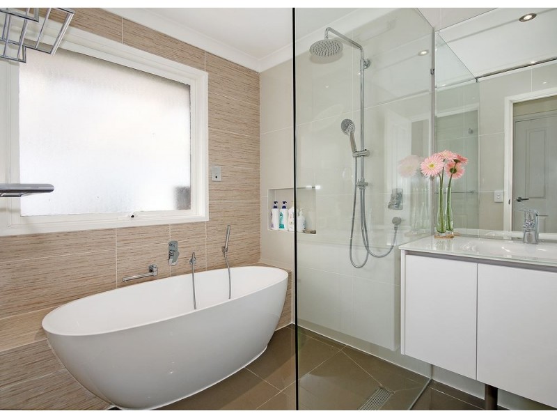 2 Nash Court, Endeavour Hills VIC 3802