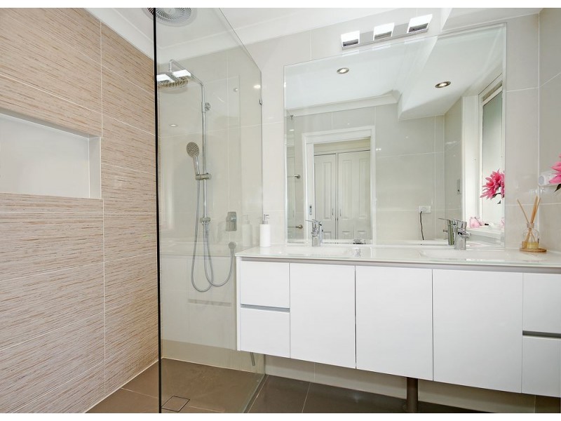 2 Nash Court, Endeavour Hills VIC 3802