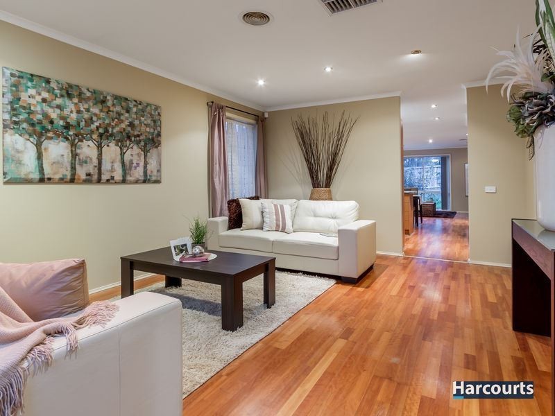 21 Quail Way, Rowville VIC 3178