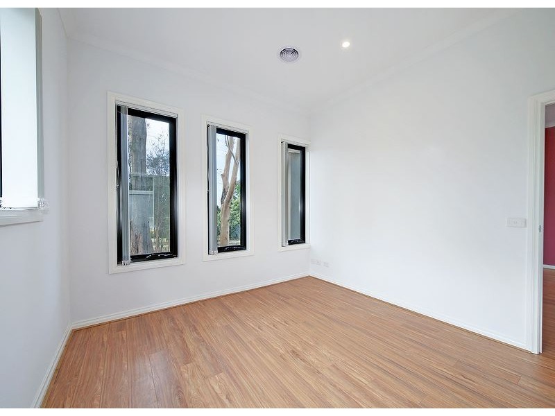 4 Avalon Road, Rowville VIC 3178