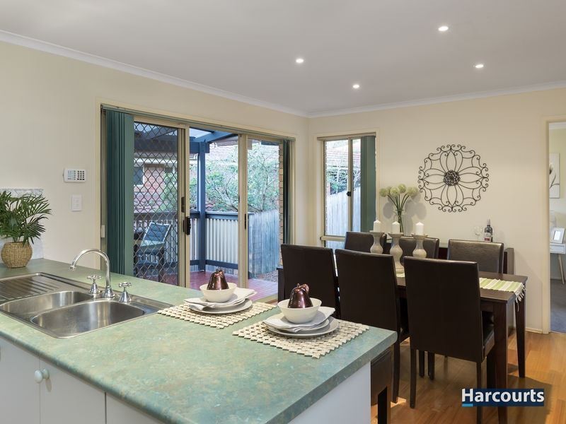 2/5 Blackwood Park Road, Ferntree Gully VIC 3156