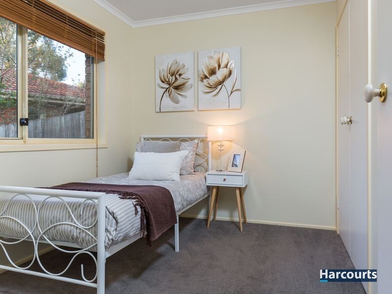 2/5 Blackwood Park Road, Ferntree Gully VIC 3156