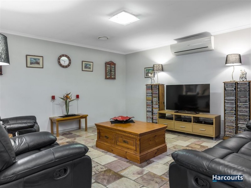 3 The Fairway, Rowville VIC 3178