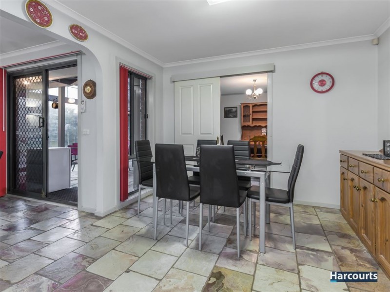 3 The Fairway, Rowville VIC 3178