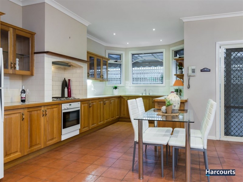32 Laanecoorie Drive, Lysterfield VIC 3156