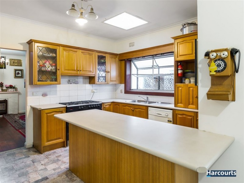 16 Burden Street, Springvale VIC 3171