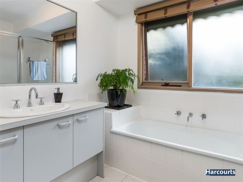 2 Tarago Court, Lysterfield VIC 3156