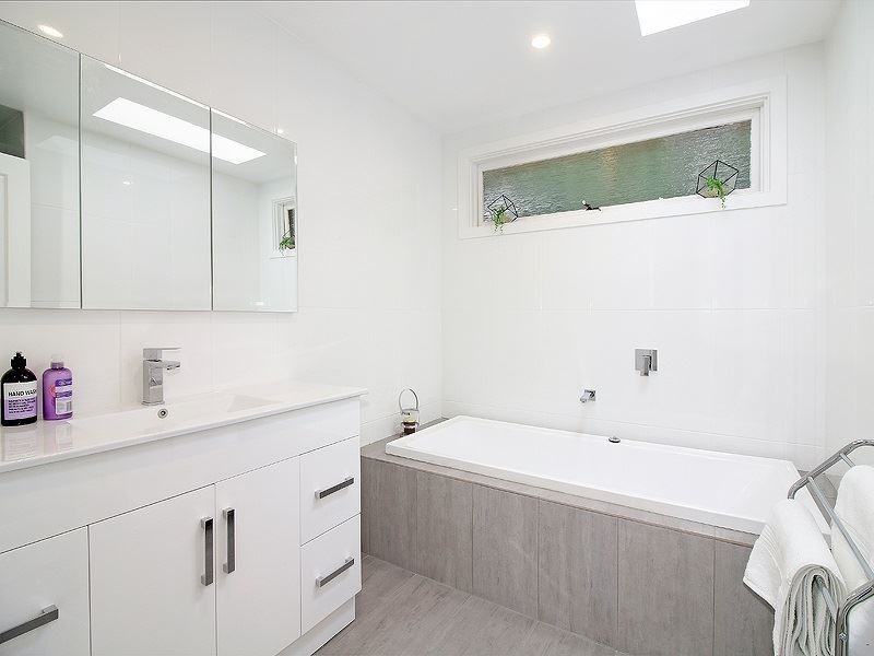 12 Ross Street, Ferntree Gully VIC 3156