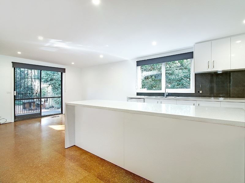 12 Ross Street, Ferntree Gully VIC 3156