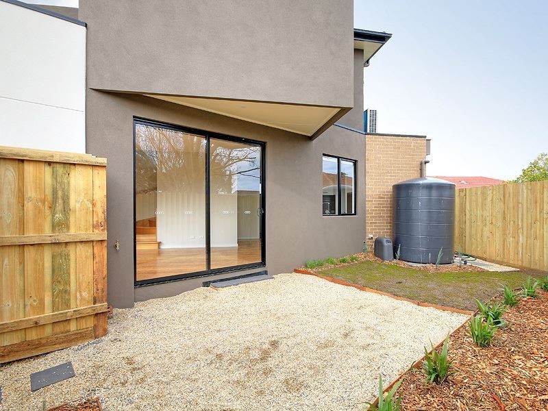 2/1 Mersey Close, Rowville VIC 3178