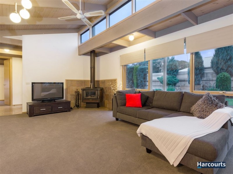 36 Segarta Circuit, Ferntree Gully VIC 3156