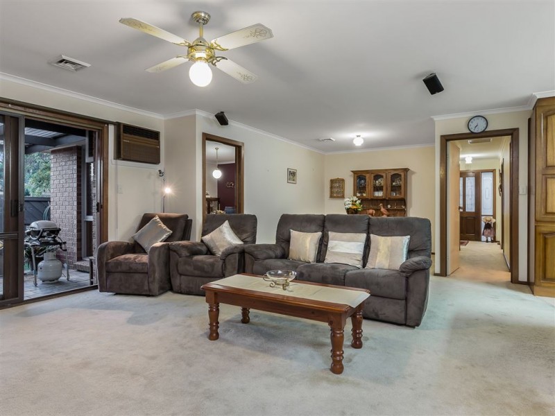 97 Windermere Drive, Ferntree Gully VIC 3156