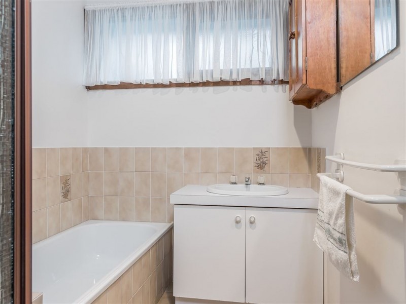 97 Windermere Drive, Ferntree Gully VIC 3156