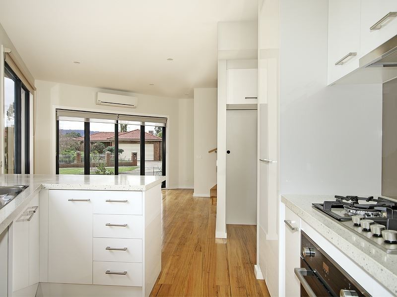 1 Mersey Close, Rowville VIC 3178