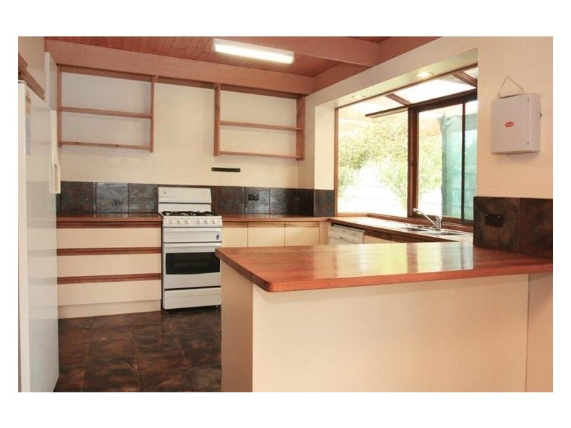 1 Latrobe Court, Rowville VIC 3178