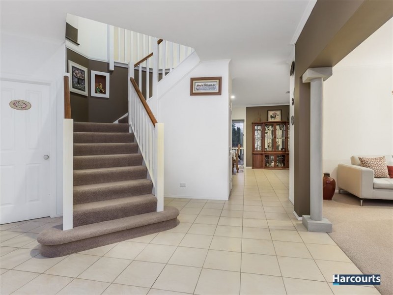 11 The Briars, Lysterfield VIC 3156