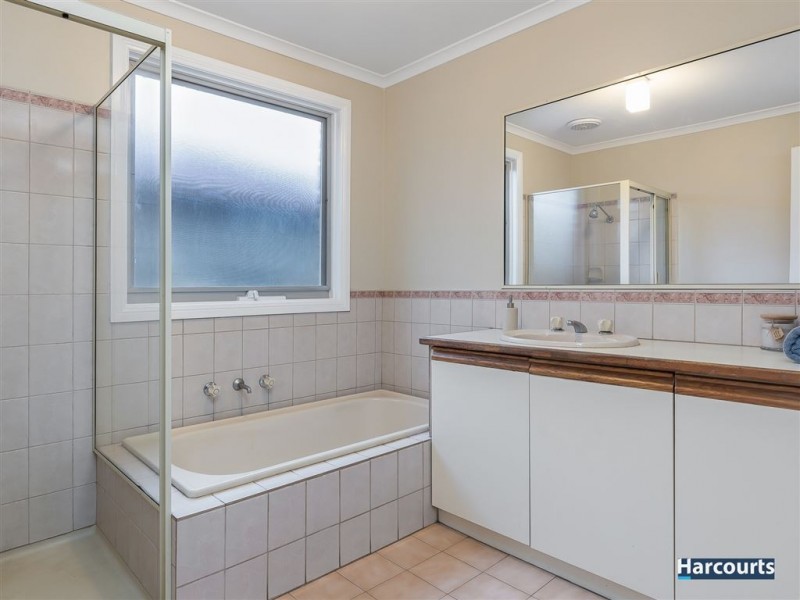 8 Kempston Court, Rowville VIC 3178