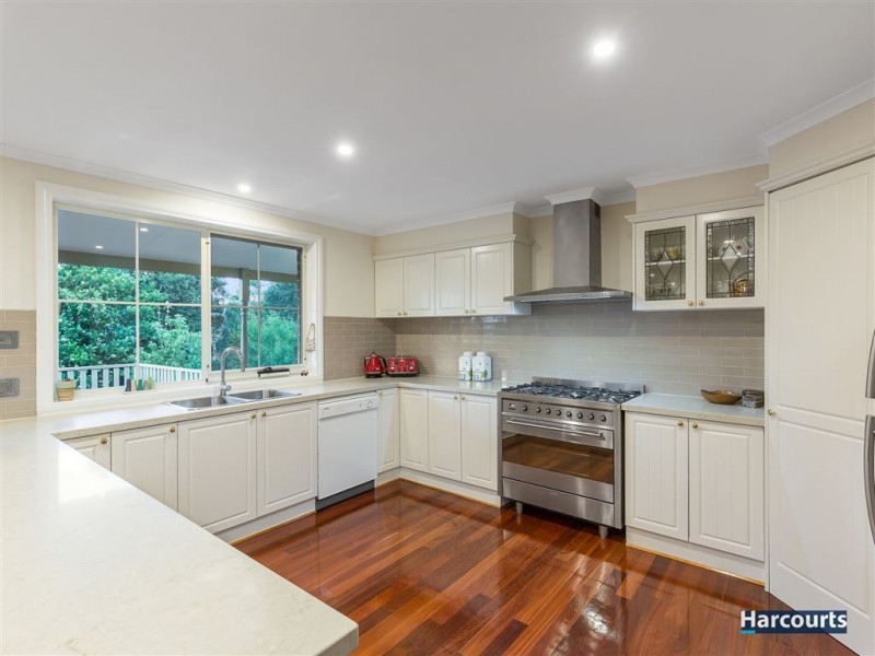 13 Grand Valley Terrace, Lysterfield VIC 3156