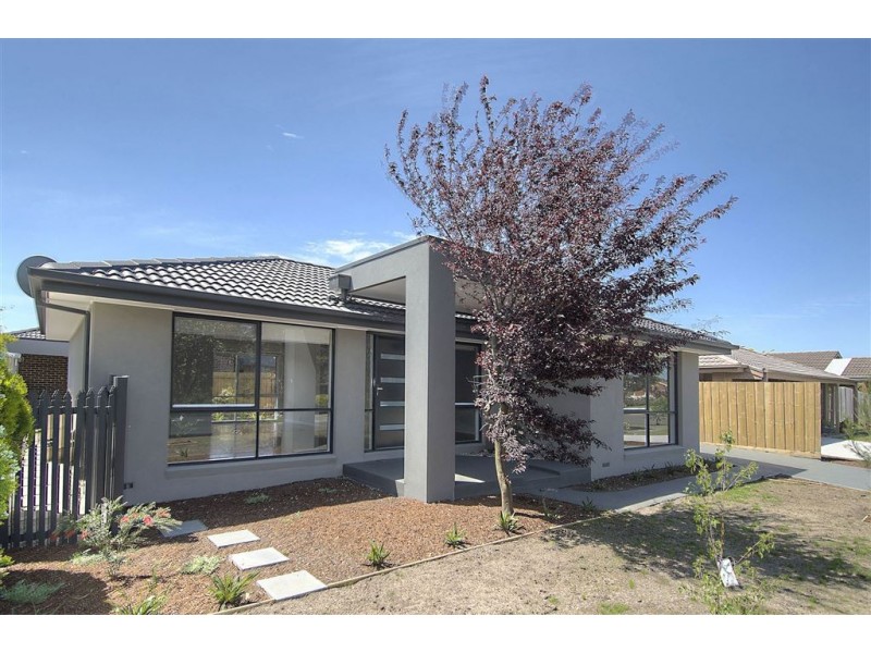 1,2/17 Lambourne Avenue, Rowville VIC 3178