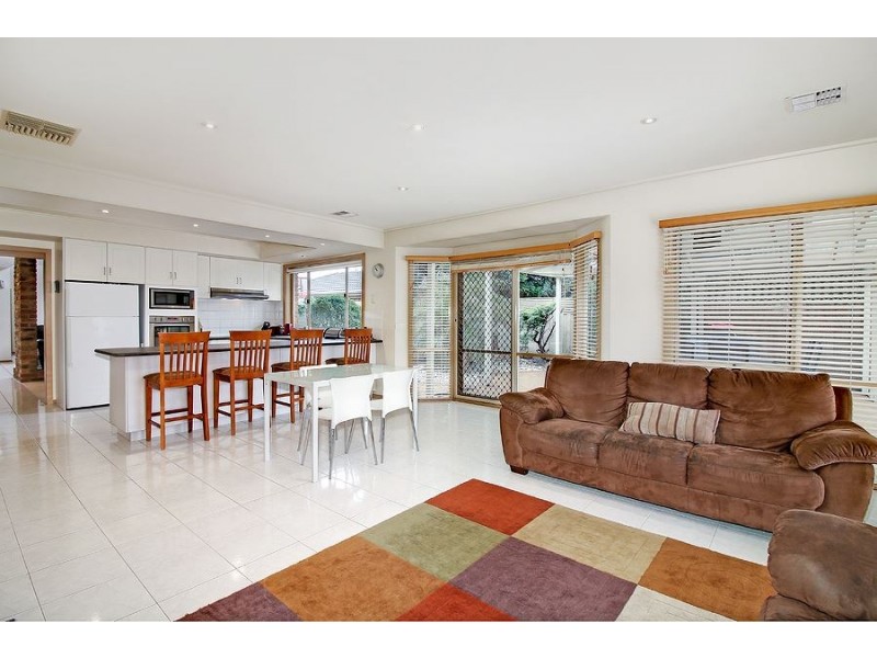 34 Bianca Court, Rowville VIC 3178