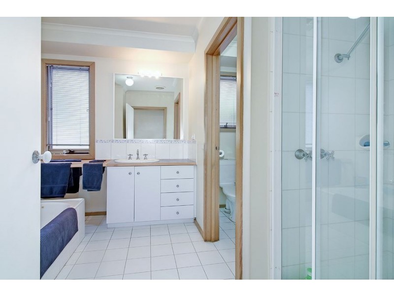 34 Bianca Court, Rowville VIC 3178