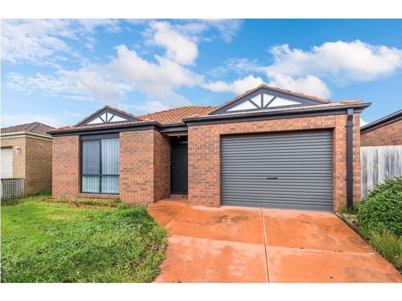 11A Dunlavin Way, Cranbourne East VIC 3977