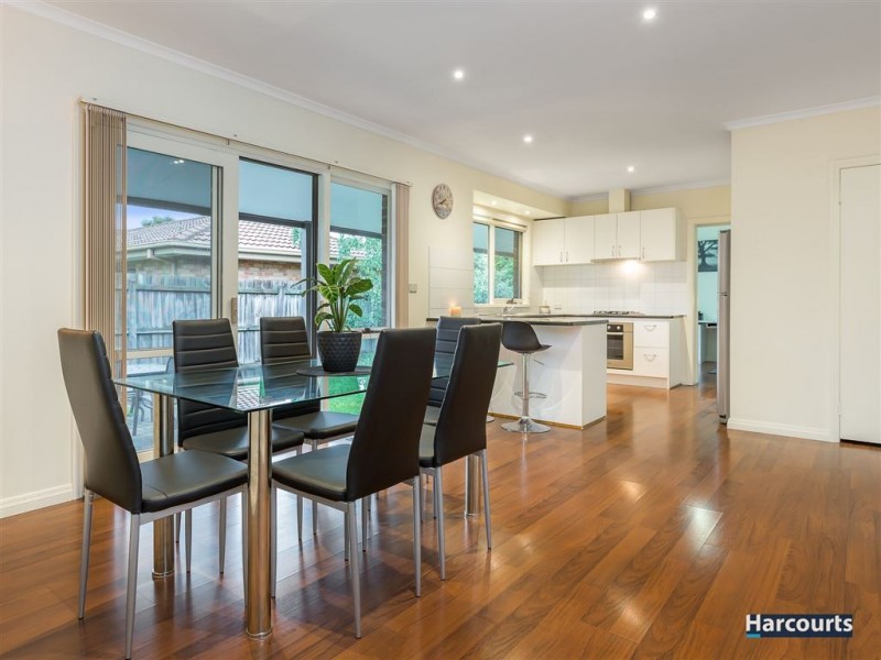 6 Halsbury Drive, Rowville VIC 3178