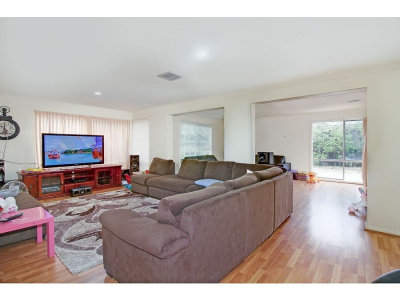 38 The Springs Close, Narre Warren South VIC 3805