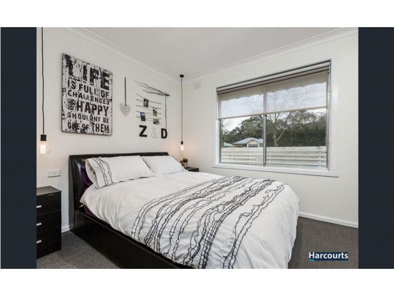 22 Glenfern Road, Ferntree Gully VIC 3156