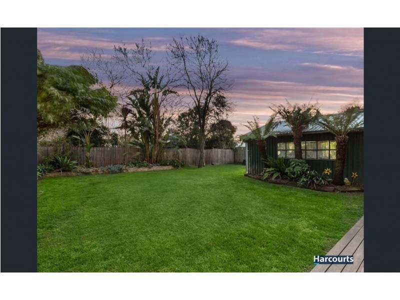 22 Glenfern Road, Ferntree Gully VIC 3156