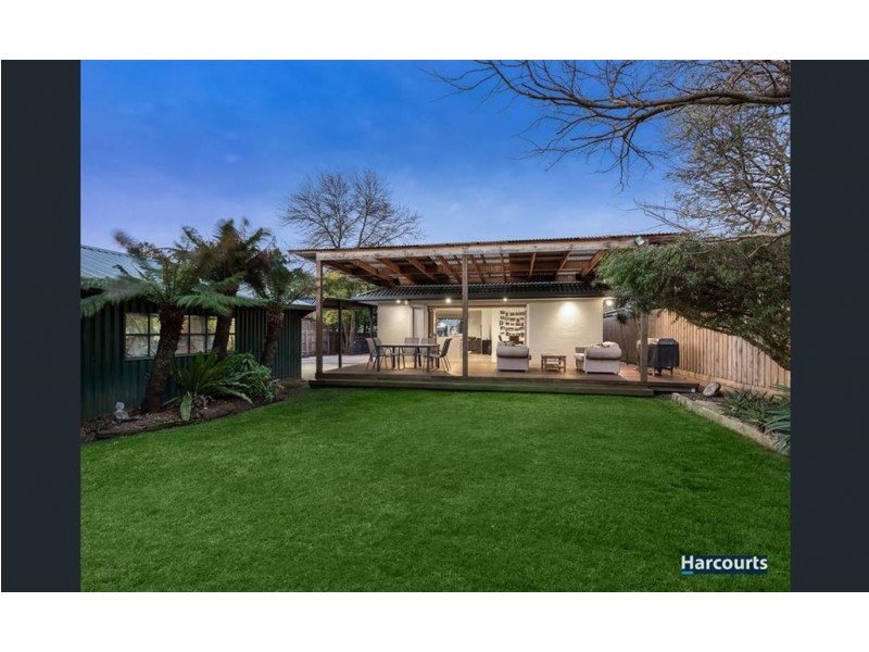 22 Glenfern Road, Ferntree Gully VIC 3156