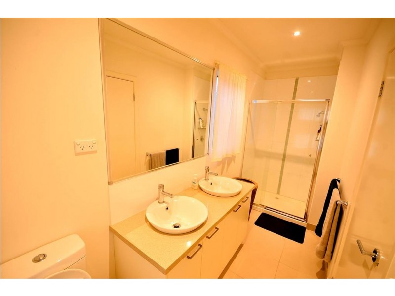 6 Treerise Boulevard, Ferntree Gully VIC 3156