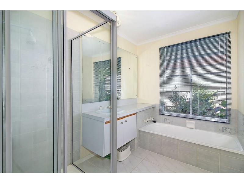 15 Pitfield Crescent, Rowville VIC 3178