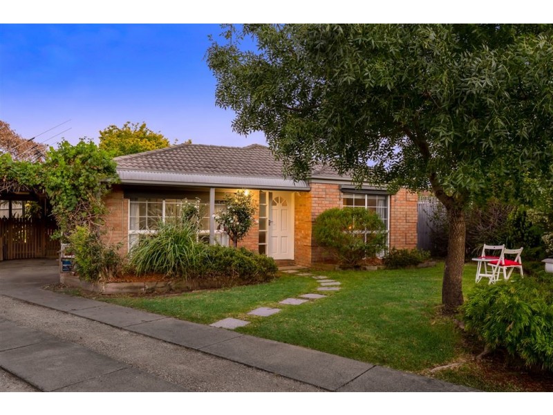 17 Sunshine Street, Rowville VIC 3178