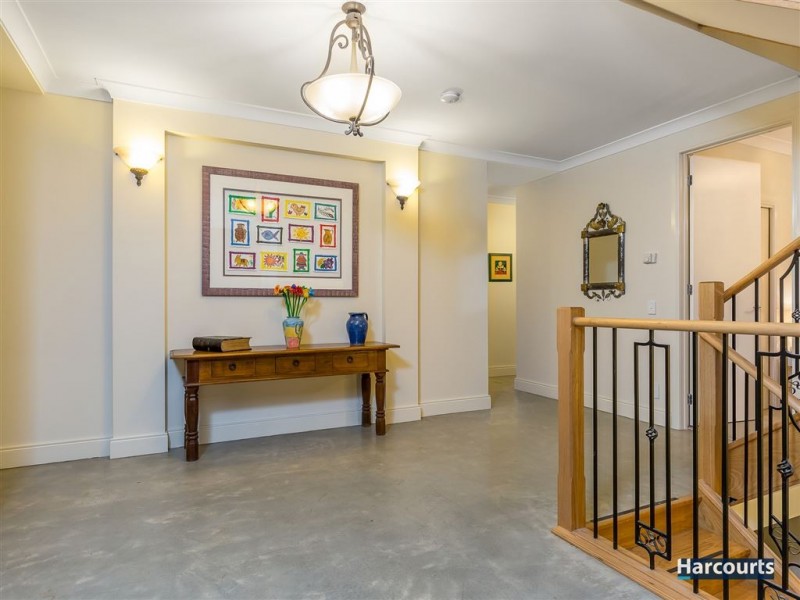 31 Jubilee Drive, Rowville VIC 3178