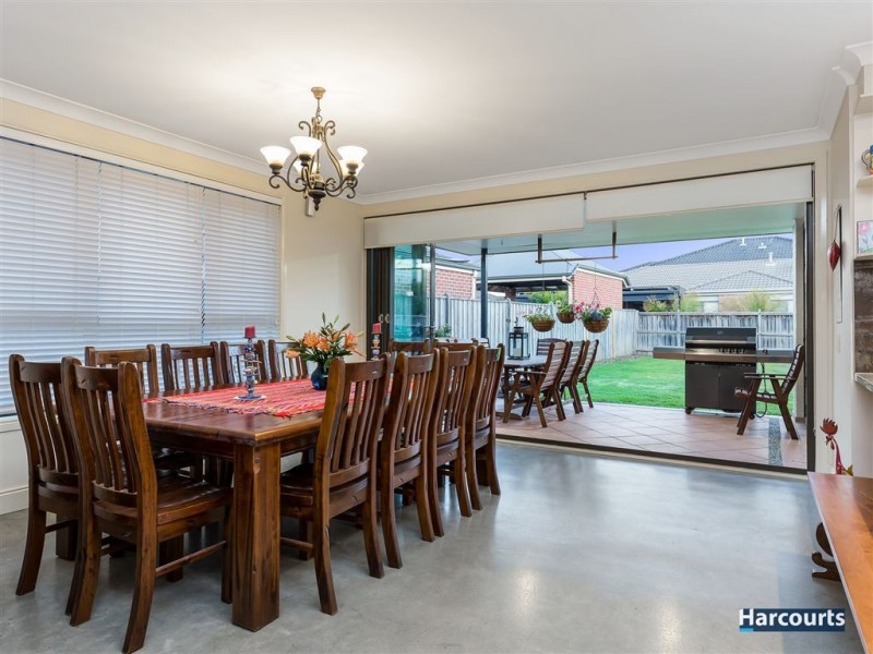 31 Jubilee Drive, Rowville VIC 3178