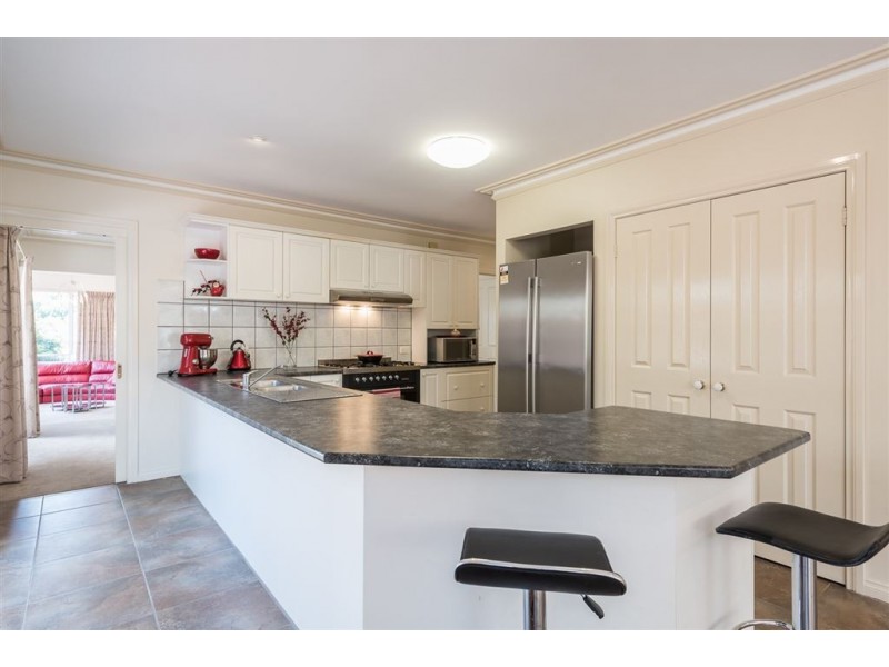 3 Walters Court, Rowville VIC 3178