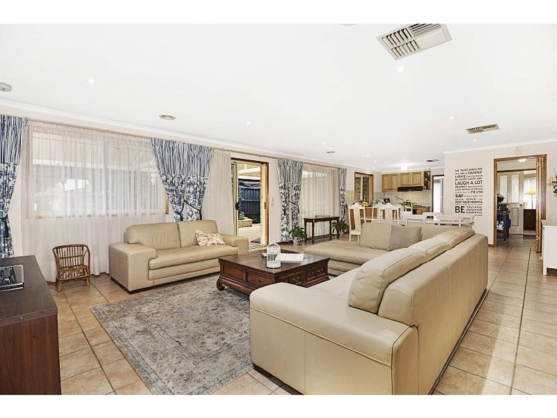 55 Pia Drive, Rowville VIC 3178