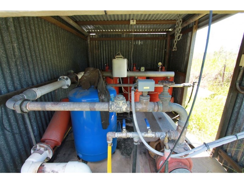 6 Etna Rd, Mount Kelly QLD 4807