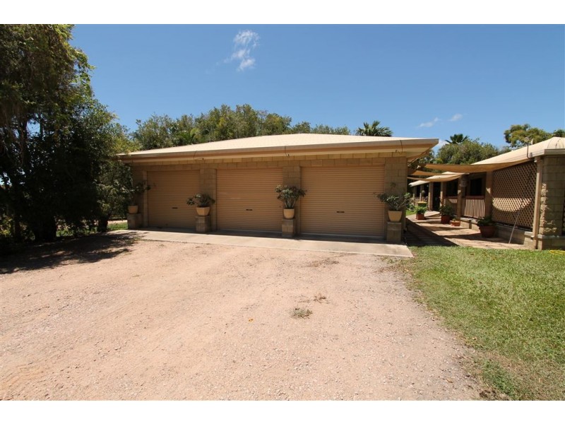 6 Etna Rd, Mount Kelly QLD 4807