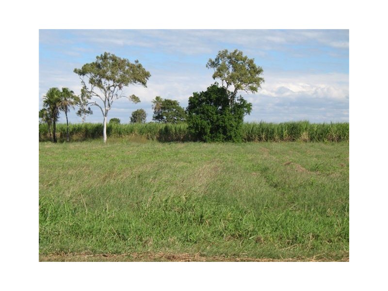 128 Loram Road, Ayr QLD 4807