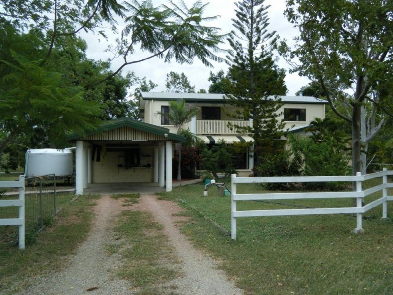 124 Booth Road, Oak Valley QLD 4811