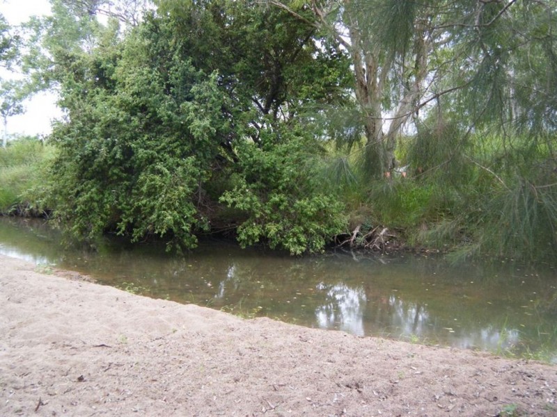 124 Booth Road, Oak Valley QLD 4811